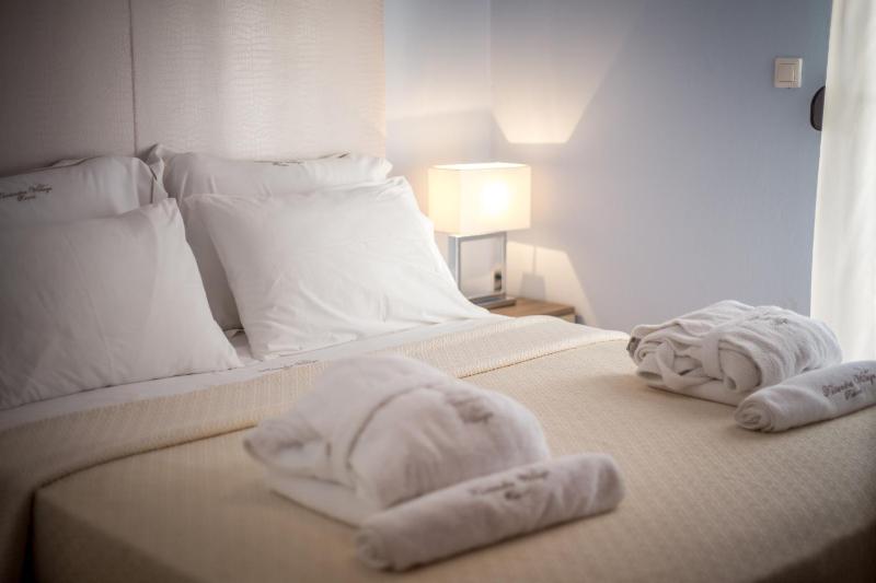 Superior Two-Bedroom Apartment image 3