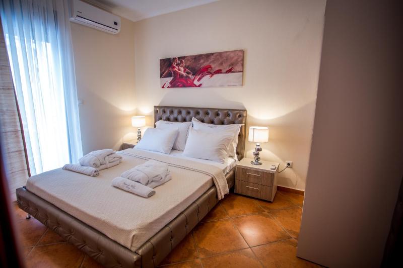 Superior Two-Bedroom Apartment image 2