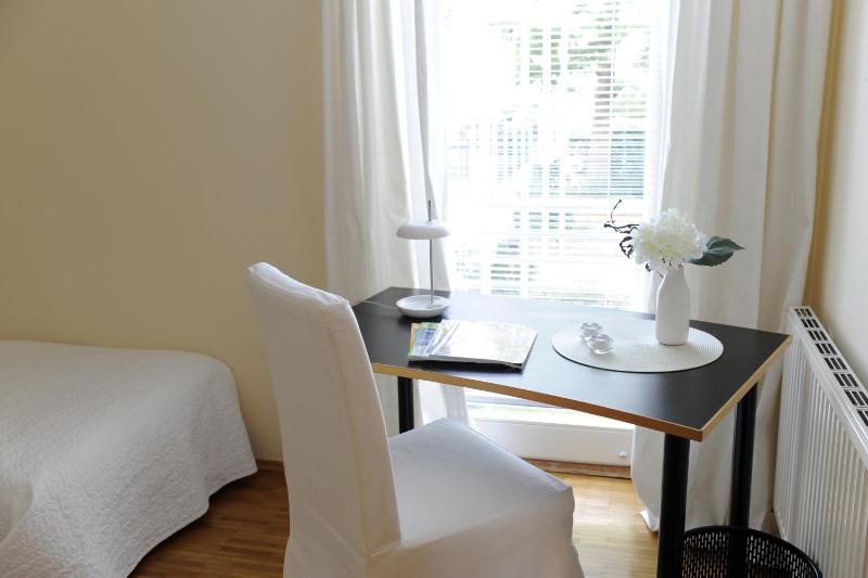 Parkside Apartment House - image 6