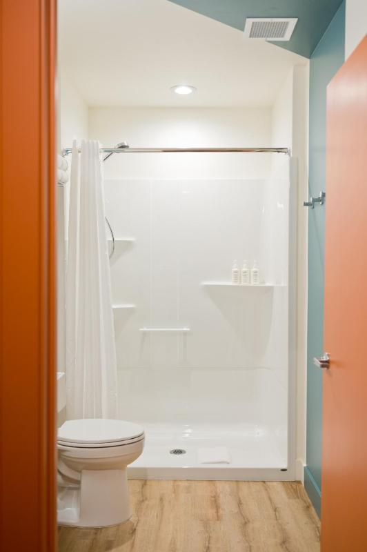Superior King Room image 4