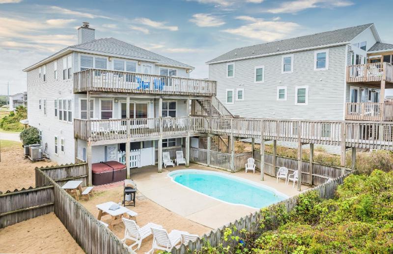 An American Dream - Nags Head MP 10 Oceanfront Pool Hot Tub Pets OK - image 1