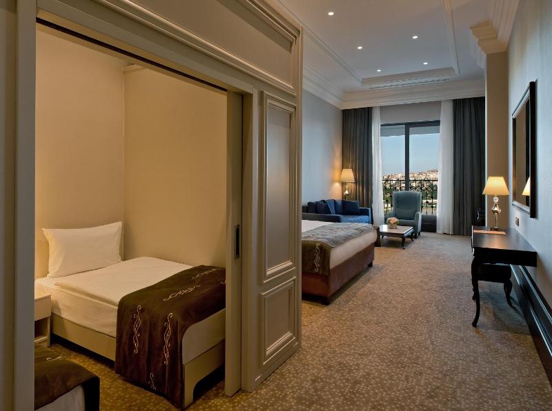 Family Suite image 3