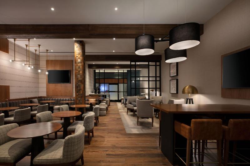 Louisville Marriott Downtown - image 32