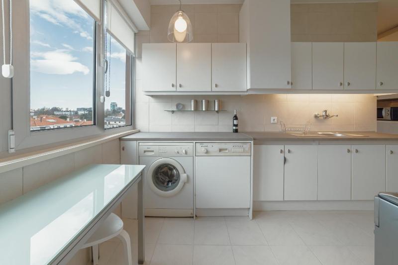 Grand Botanic Garden Apartment by Vacationy - image 24