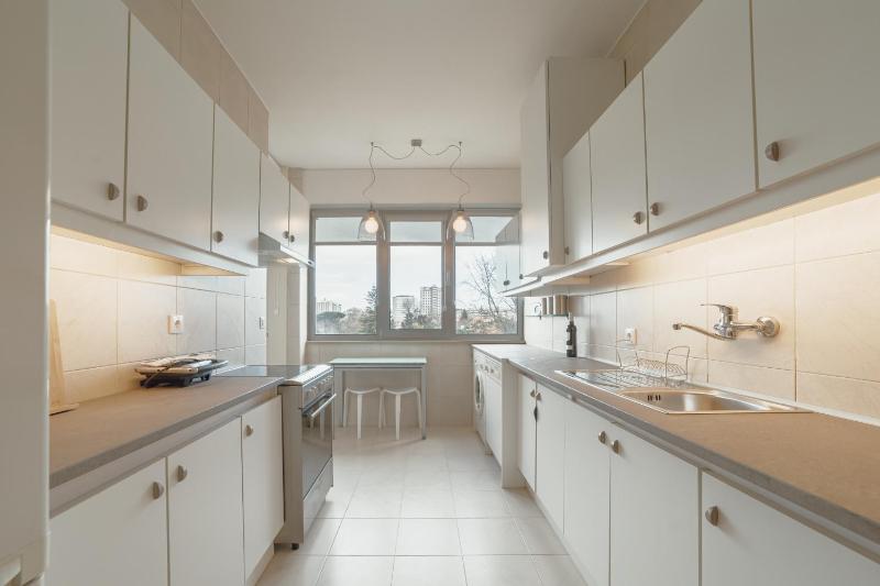 Grand Botanic Garden Apartment by Vacationy - image 48