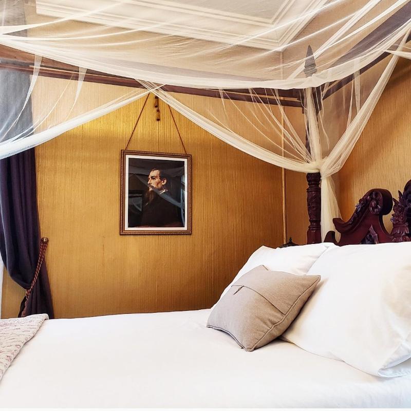 Golden Room image 4