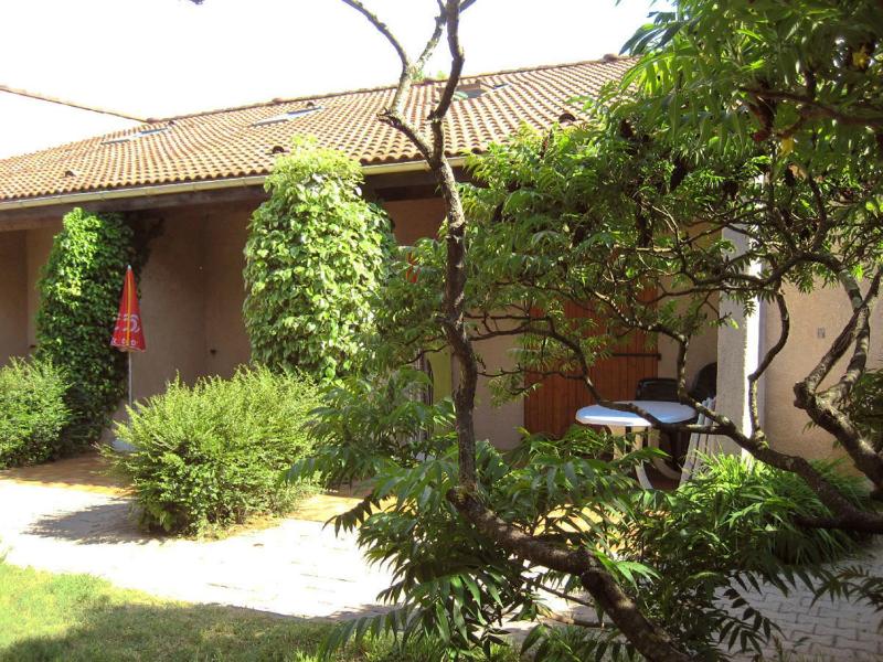 Two-Bedroom Bungalow image 1