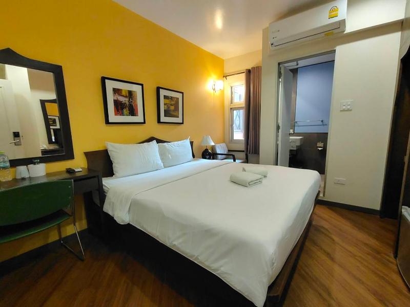 Vinary Hotel Sukhumvit - image 1