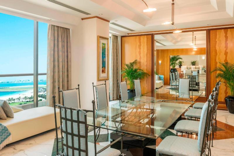 Royal Apartment Suite, Club lounge access, 2 Bedroom Suite, 1 King, 2 Twin, Airport Transfer from Dubai Airport