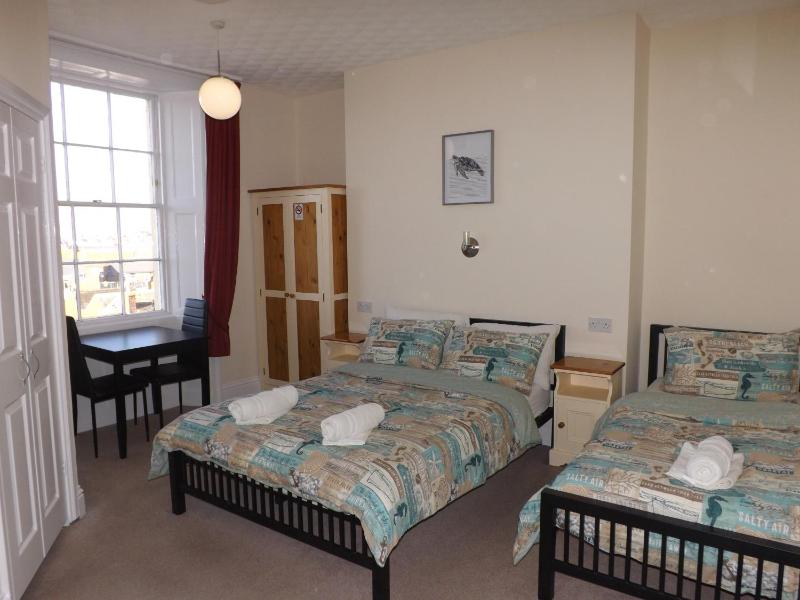 Triple Room image 1