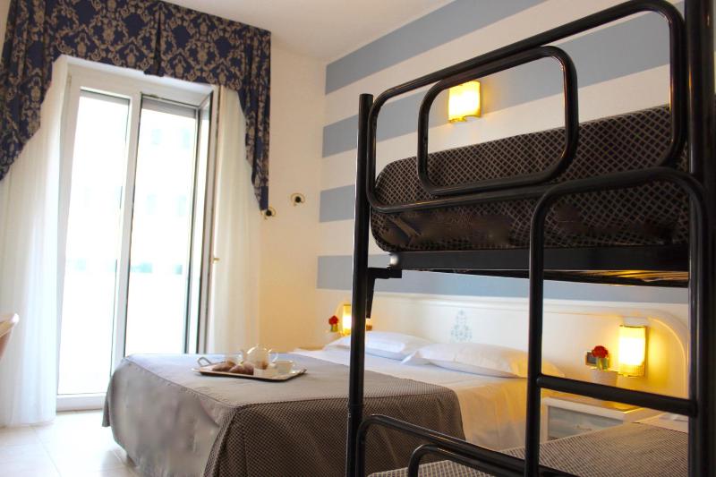 Quadruple Room with Side Sea View image 1