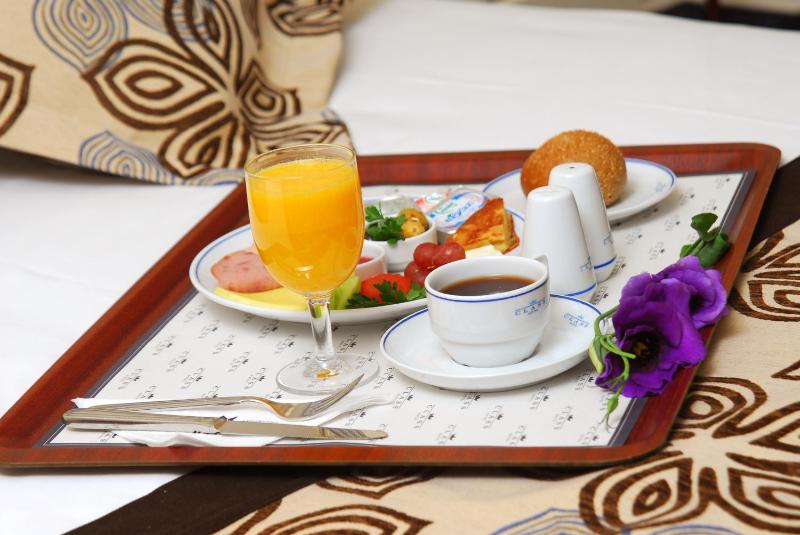 Class Hotel - image 7