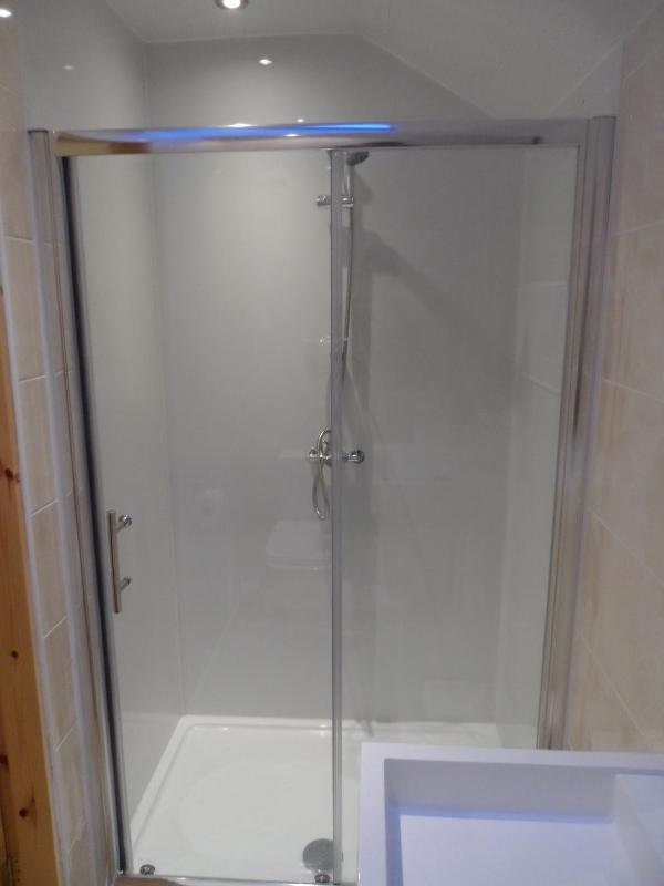 Comfort Double Room Ensuite image 3