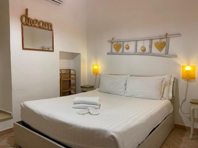 Two-Bedroom House image 2