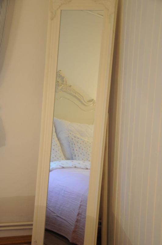 Standard Double Room image 2