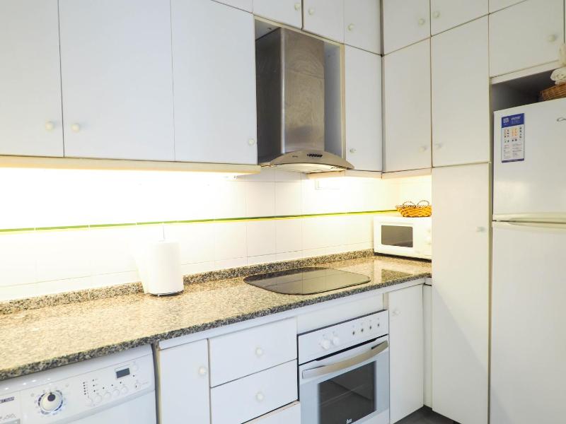 Sunflower Apartment by Hello Homes Sitges - image 20