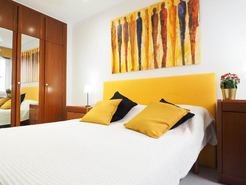 Sunflower Apartment by Hello Homes Sitges - image 18