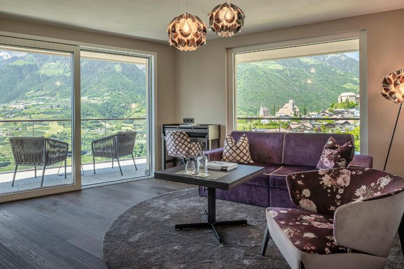 Panorama-Suite with Infrarot-Sauna & Balcony - Disability Access image 1