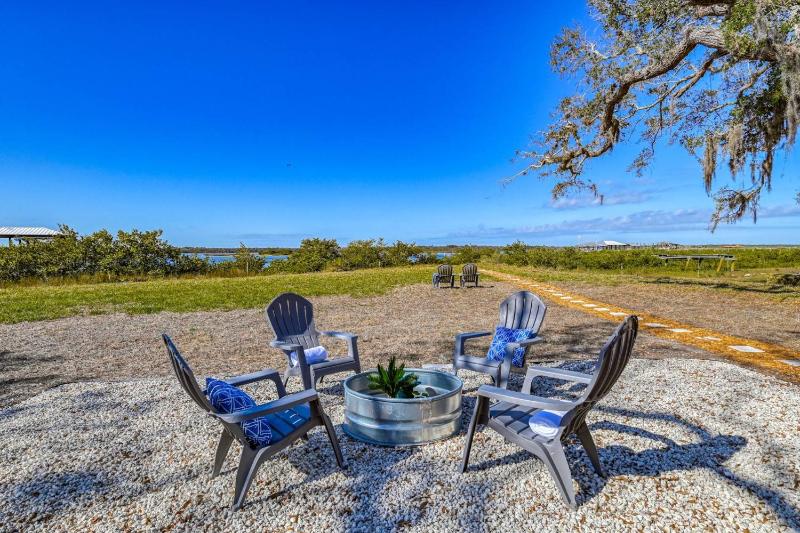 Anchors Away River House - image 7