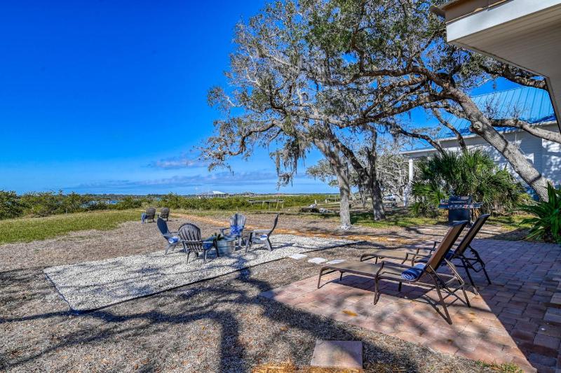 Anchors Away River House - image 6