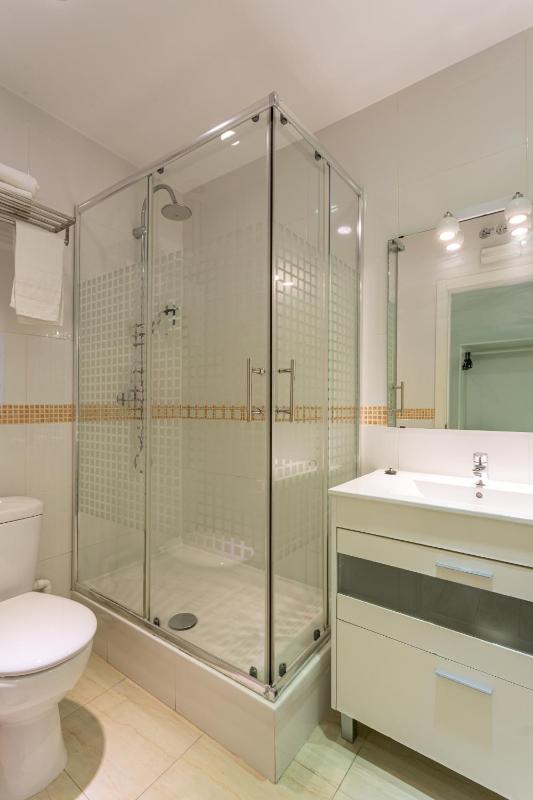 Premier Room image 3
