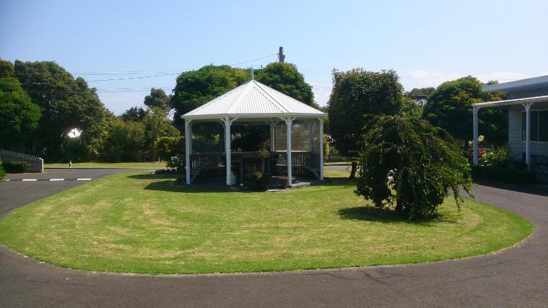 Phillip Island Cottages - image 26