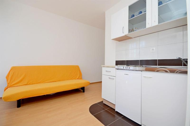 One-Bedroom Apartment - First Floor image 3
