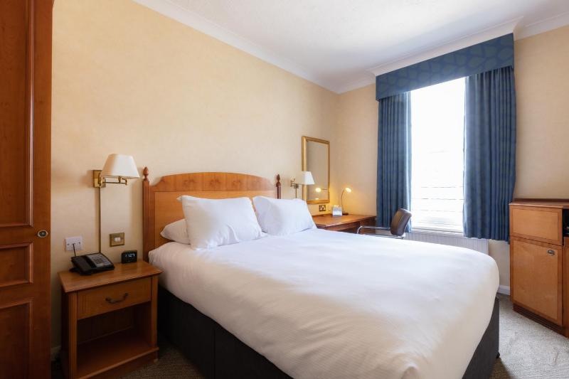 Cosy Double Room image 3