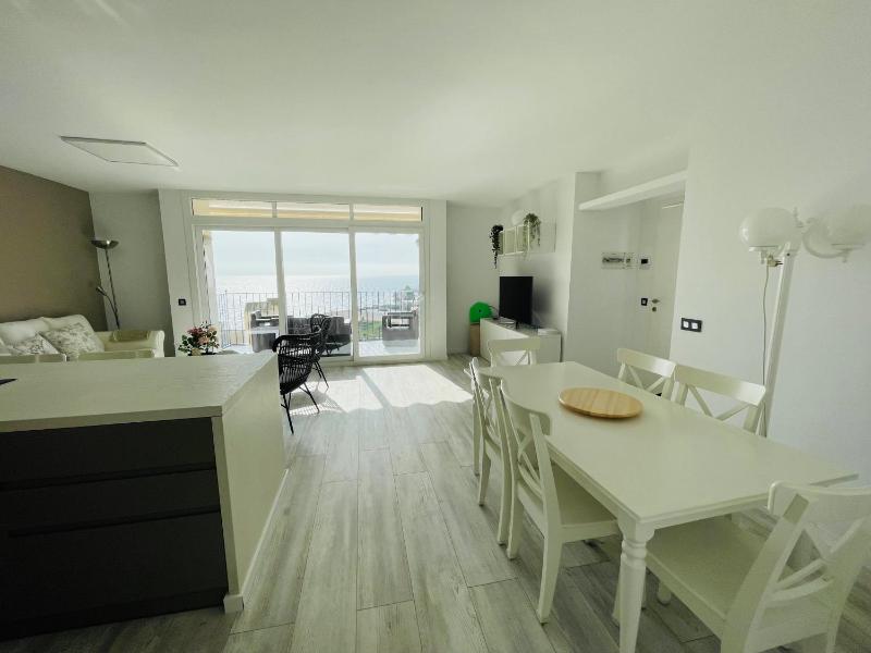 La Marina2 SeaView with amazing terrace - image 13