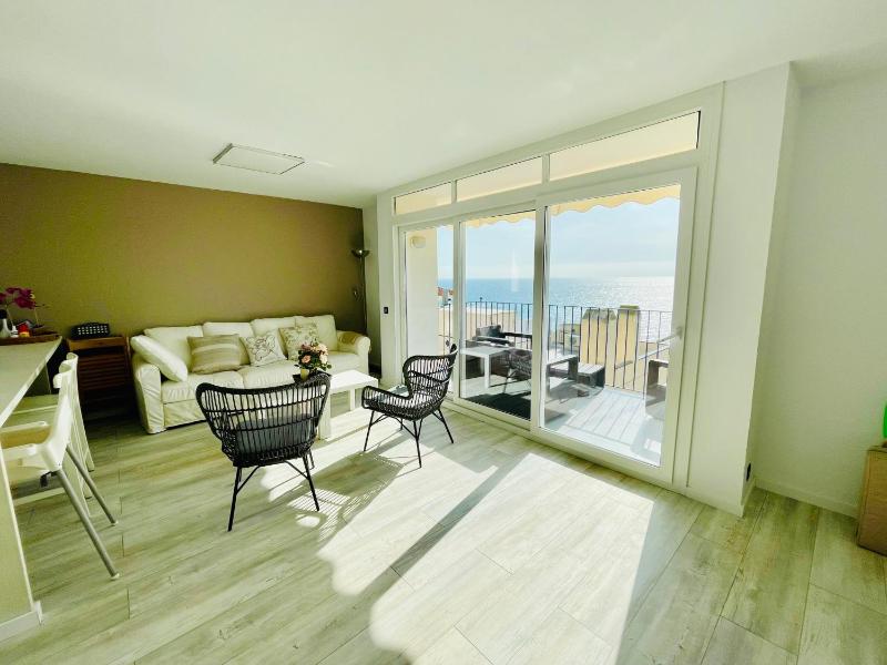 La Marina2 SeaView with amazing terrace - image 9