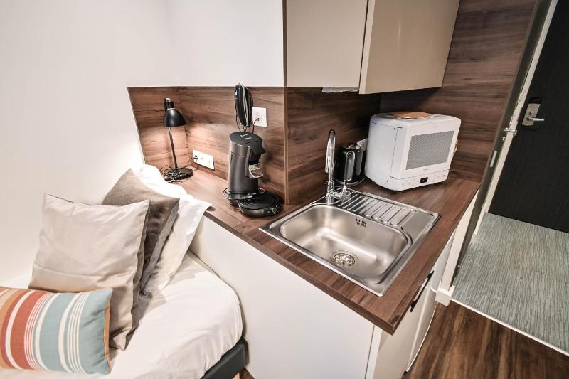 Small Studio ( 1 Adult) image 2