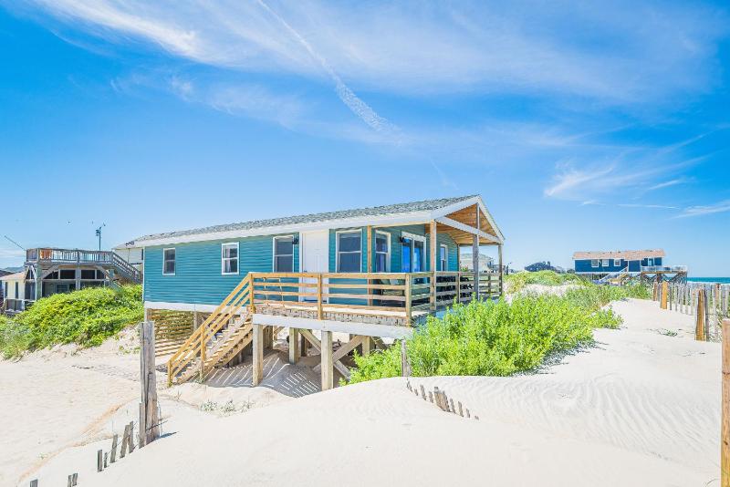 Primrose Cottage - S Nags Head MP 19 Oceanfront Steps to the Water Well Equipped Pets OK - image 18