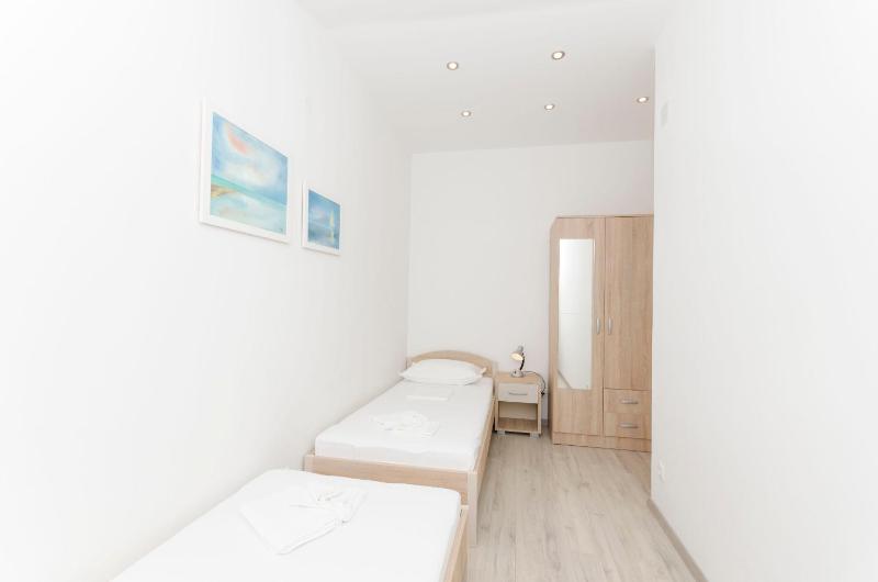 Apartments Klisovic - image 6