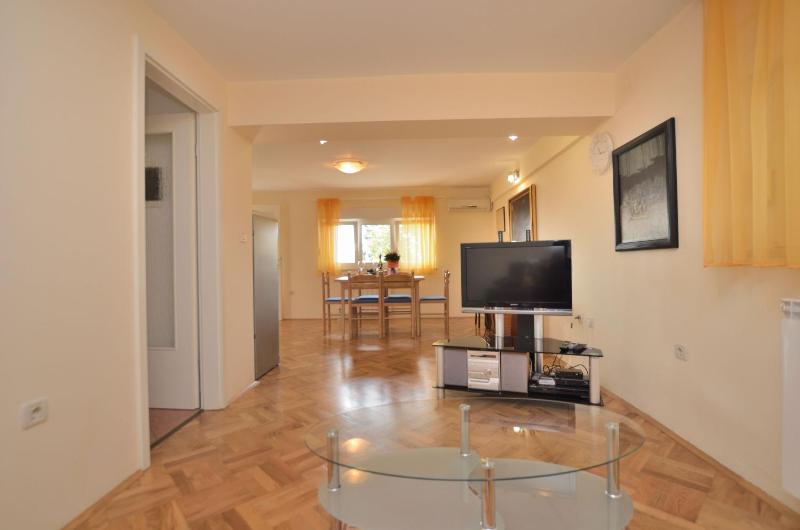 Apartment Visnja - image 32