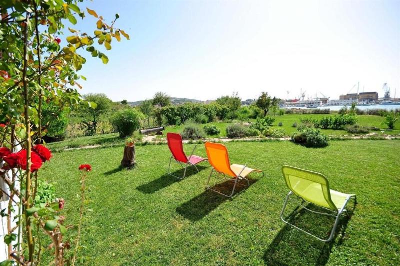 Four-Bedroom Holiday Home image 1