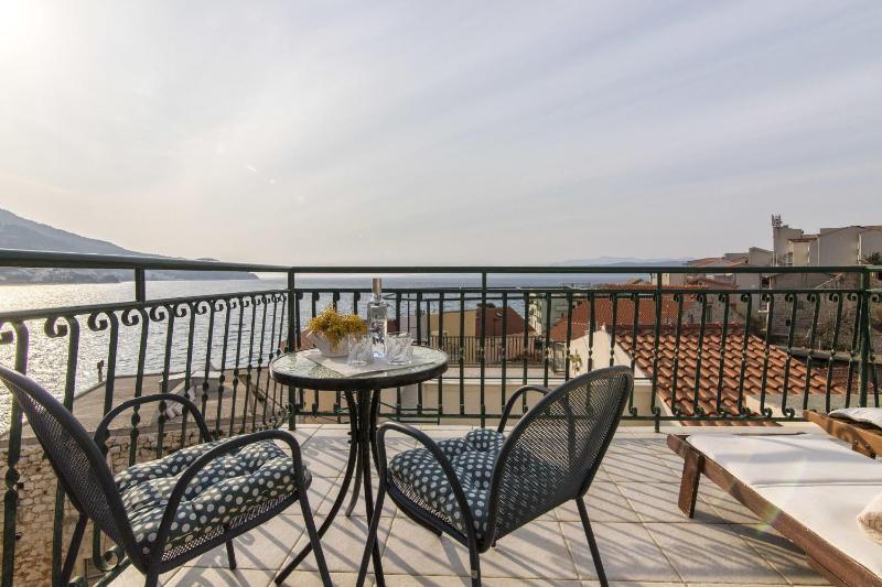 Two-Bedroom Holiday Home image 1