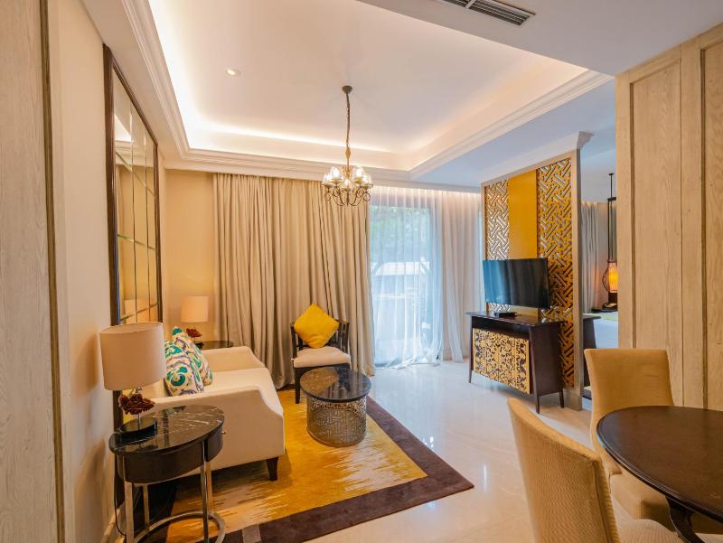 Jambuluwuk Oceano Seminyak Hotel - image 8