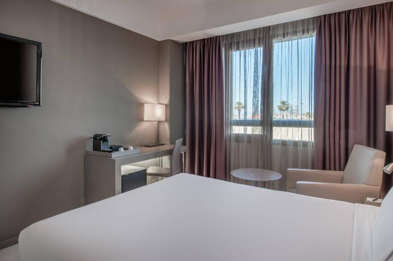 AC Hotel Iberia Las Palmas - image 11