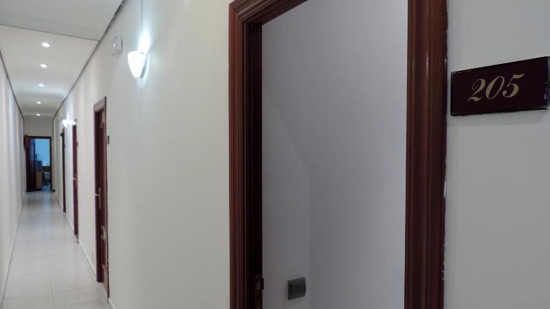 Hostal Cervantes - image 4