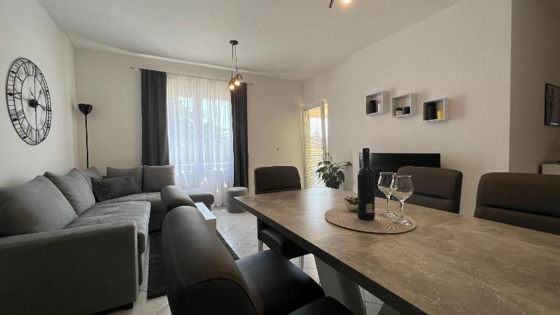 Apartments Ivona - image 3