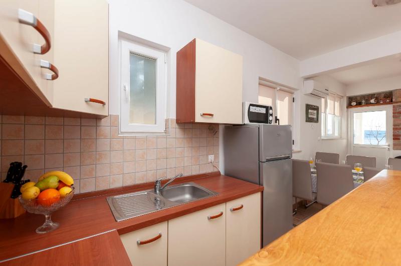 Two-Bedroom Apartment with Patio image 2