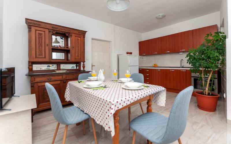 Two-Bedroom Apartment with Terrace image 3