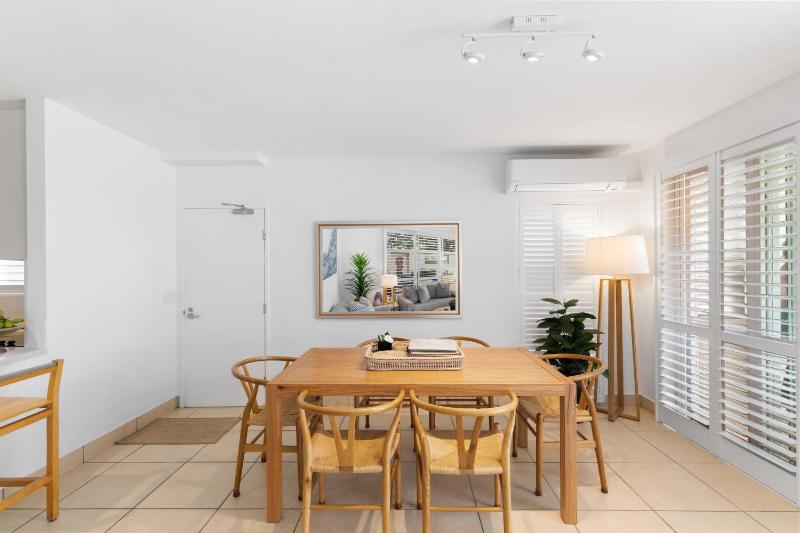 Portofino 1 - Beachfront Apartment Noosa Heads - image 4