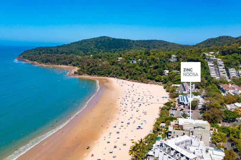 Portofino 1 - Beachfront Apartment Noosa Heads - image 3