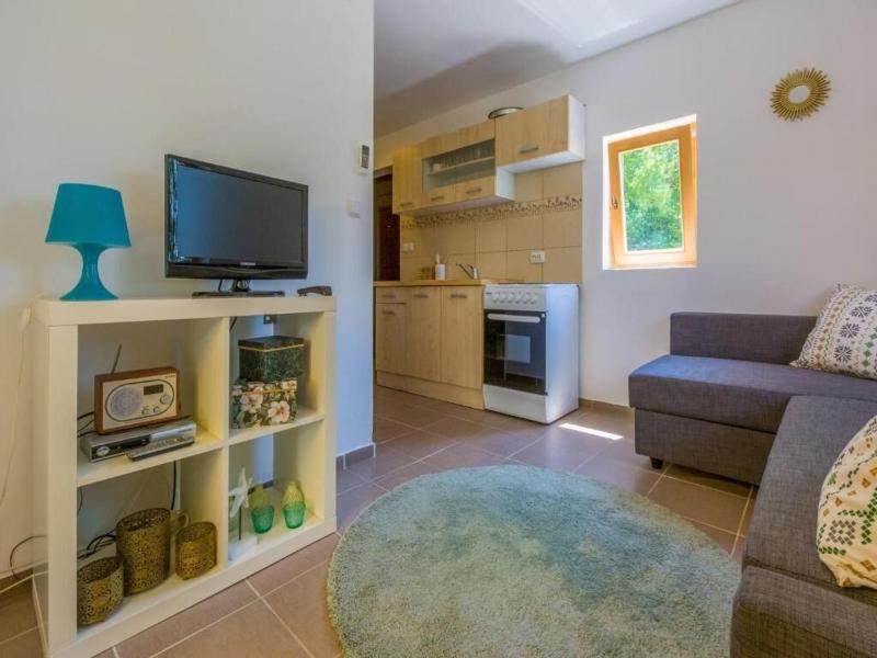 Apartments Bartulin - image 17