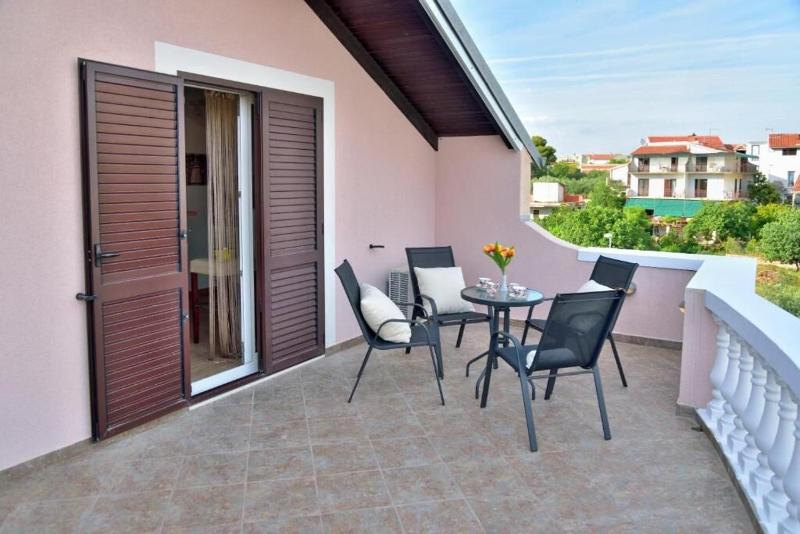 Apartments Beauty - image 19