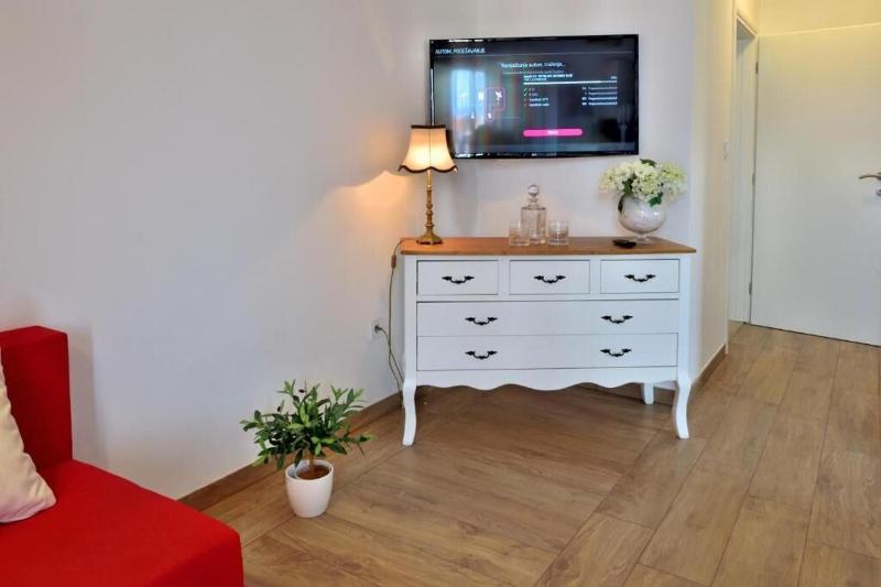 Apartments Beauty - image 24