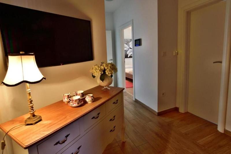 Apartments Beauty - image 44