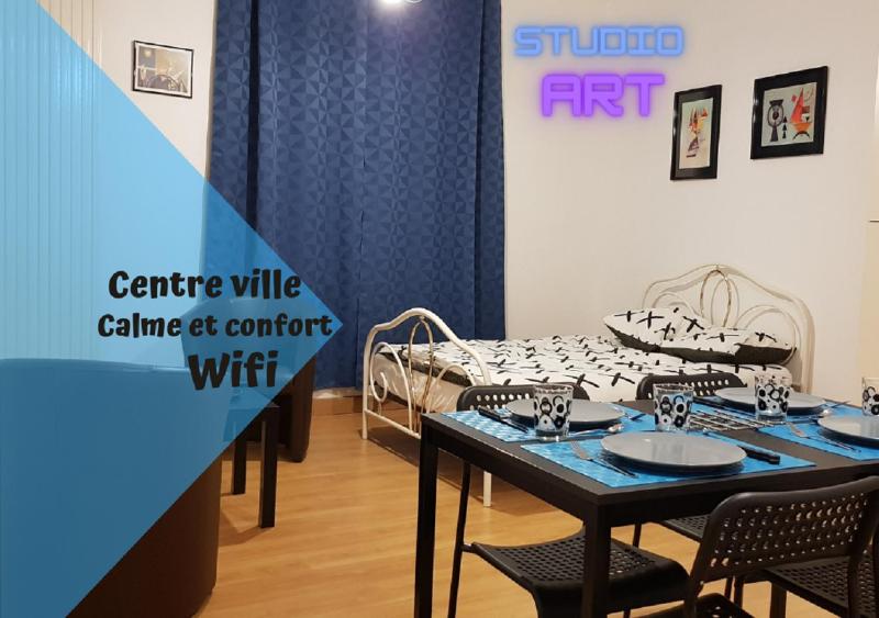 **Studio Art - 30m2 - Centre ville** Images