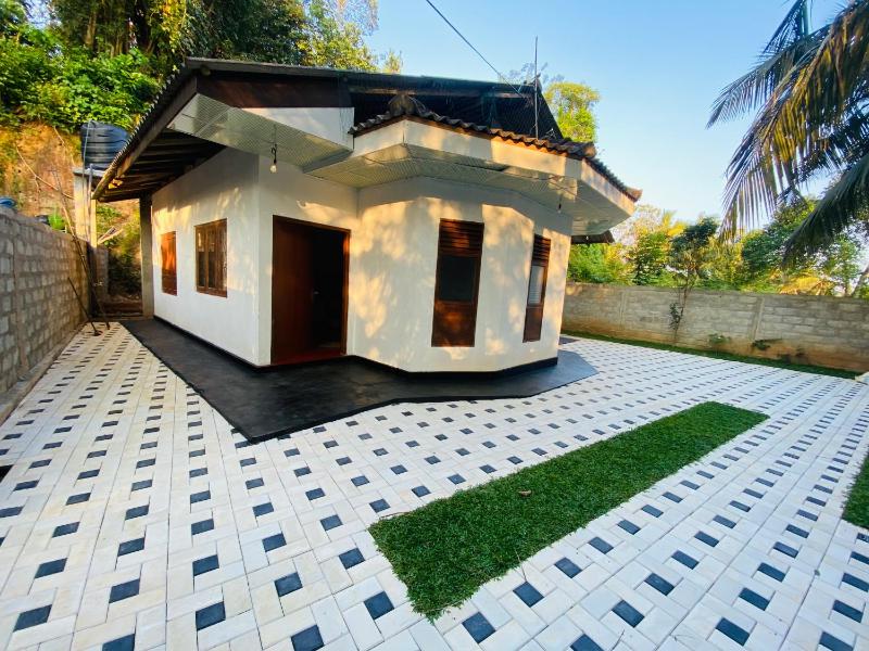 Shine villa Mirissa - image 1